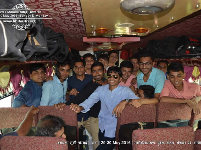 Yuvak Mandal Yatra at Dwarka, Muli and Porbandar