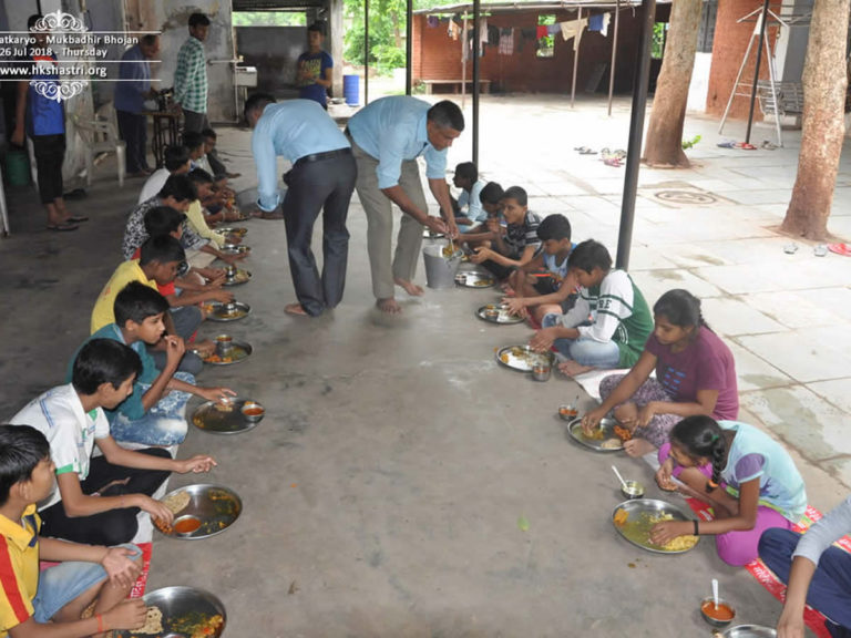 Seva Satkaryo Mukbadhir Bhojan